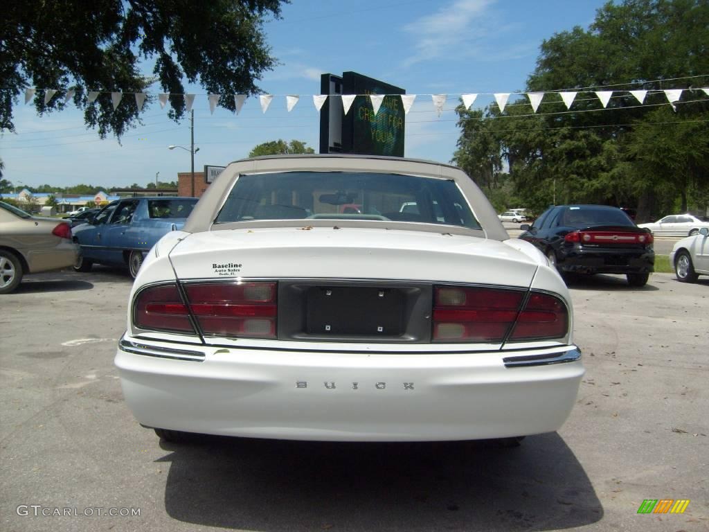 1999 Park Avenue  - Bright White Diamond / Taupe photo #4