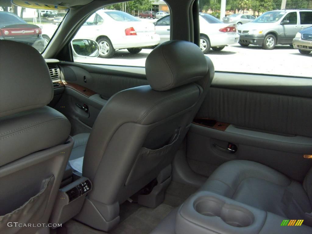 1999 Park Avenue  - Bright White Diamond / Taupe photo #20