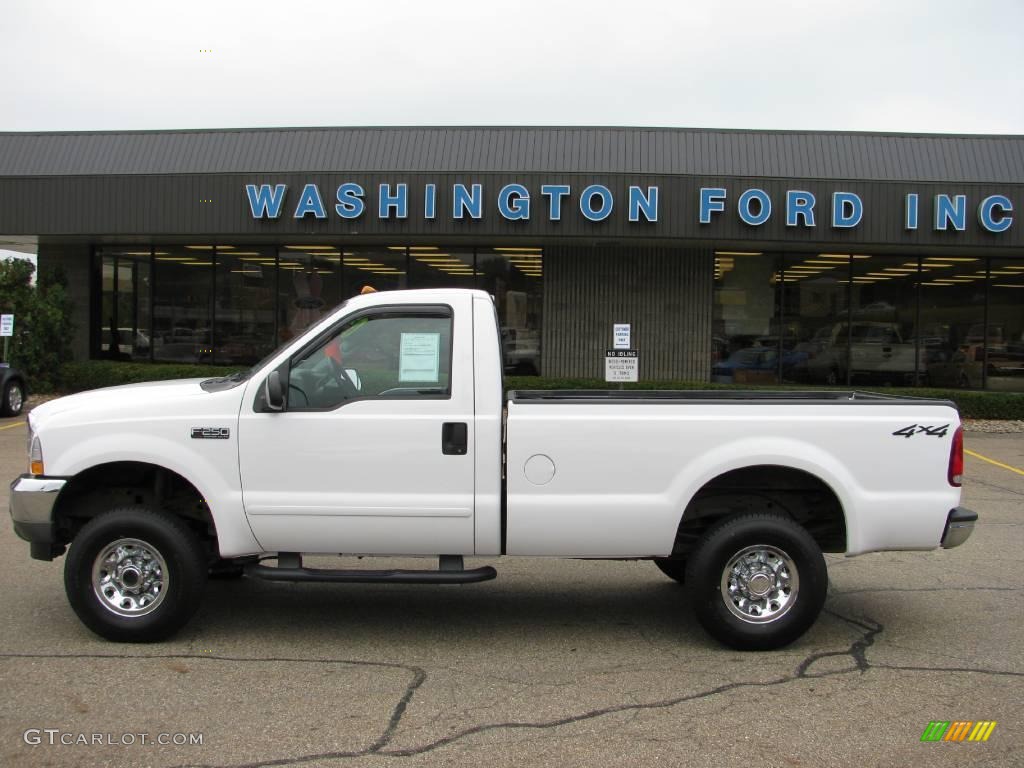 Oxford White Ford F250 Super Duty