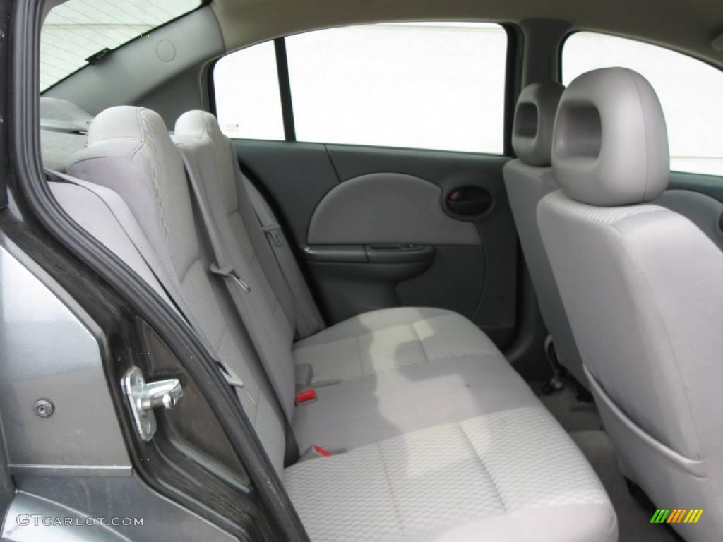 2007 ION 2 Sedan - Storm Gray / Gray photo #4