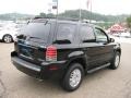Black - Mariner Luxury 4WD Photo No. 10