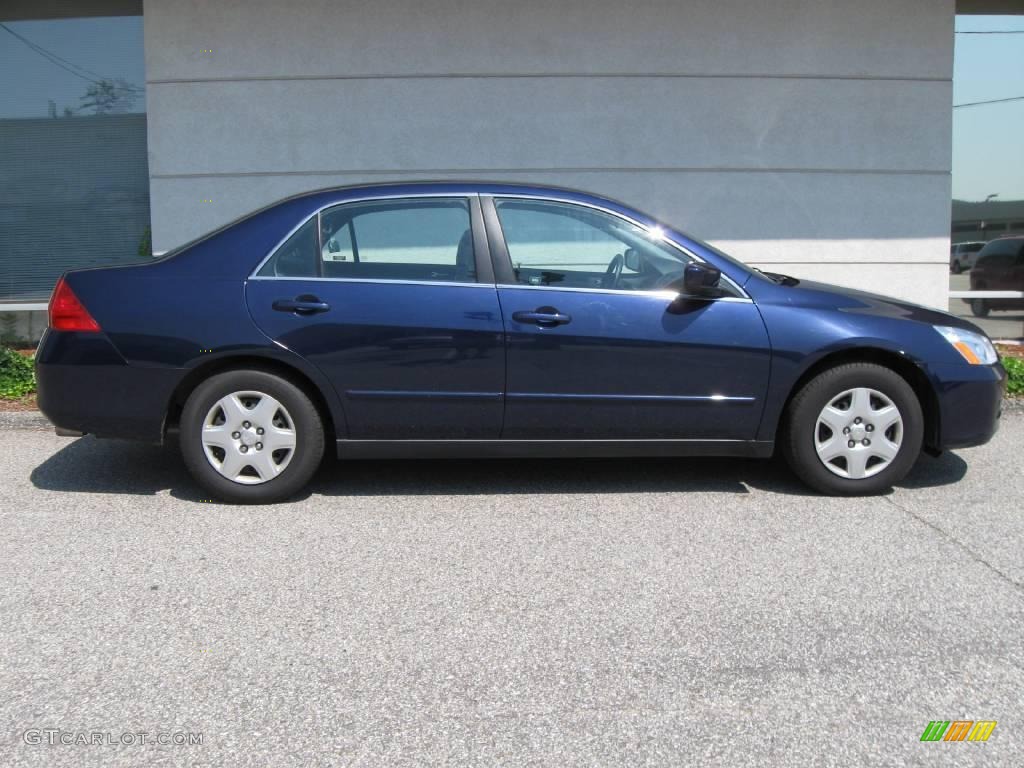 2007 Accord LX Sedan - Royal Blue Pearl / Gray photo #2