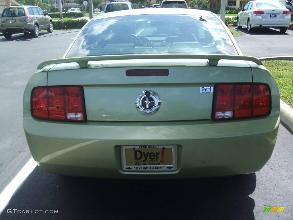 2006 Mustang V6 Premium Coupe - Legend Lime Metallic / Light Parchment photo #5