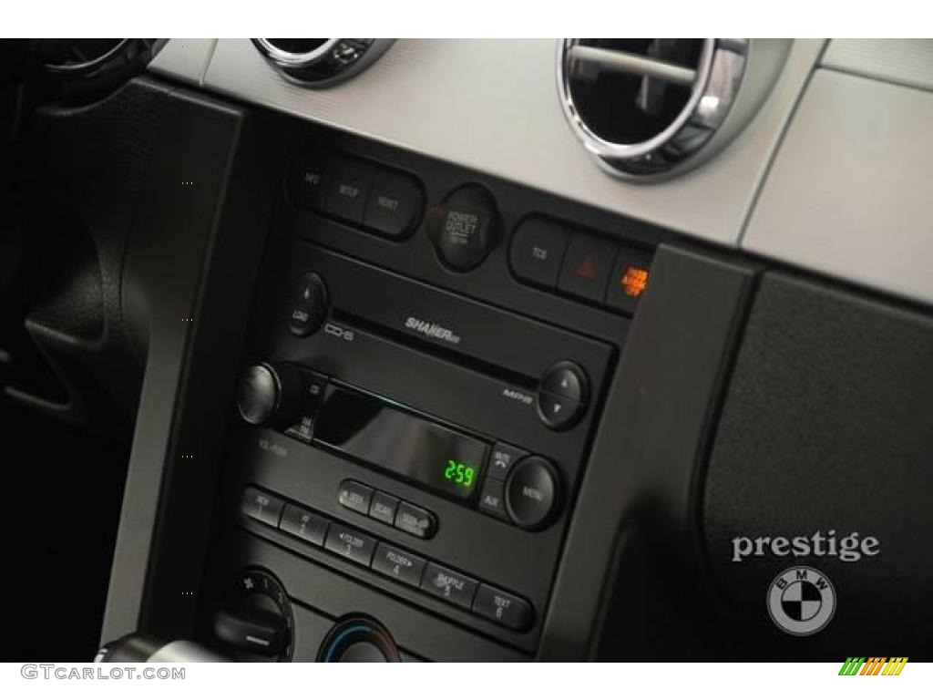 2006 Mustang GT Premium Coupe - Black / Dark Charcoal photo #13