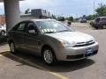 2008 Vapor Silver Metallic Ford Focus SE Sedan  photo #3