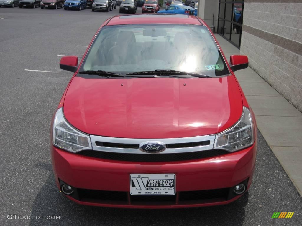2008 Focus SES Sedan - Vermillion Red / Medium Stone photo #2