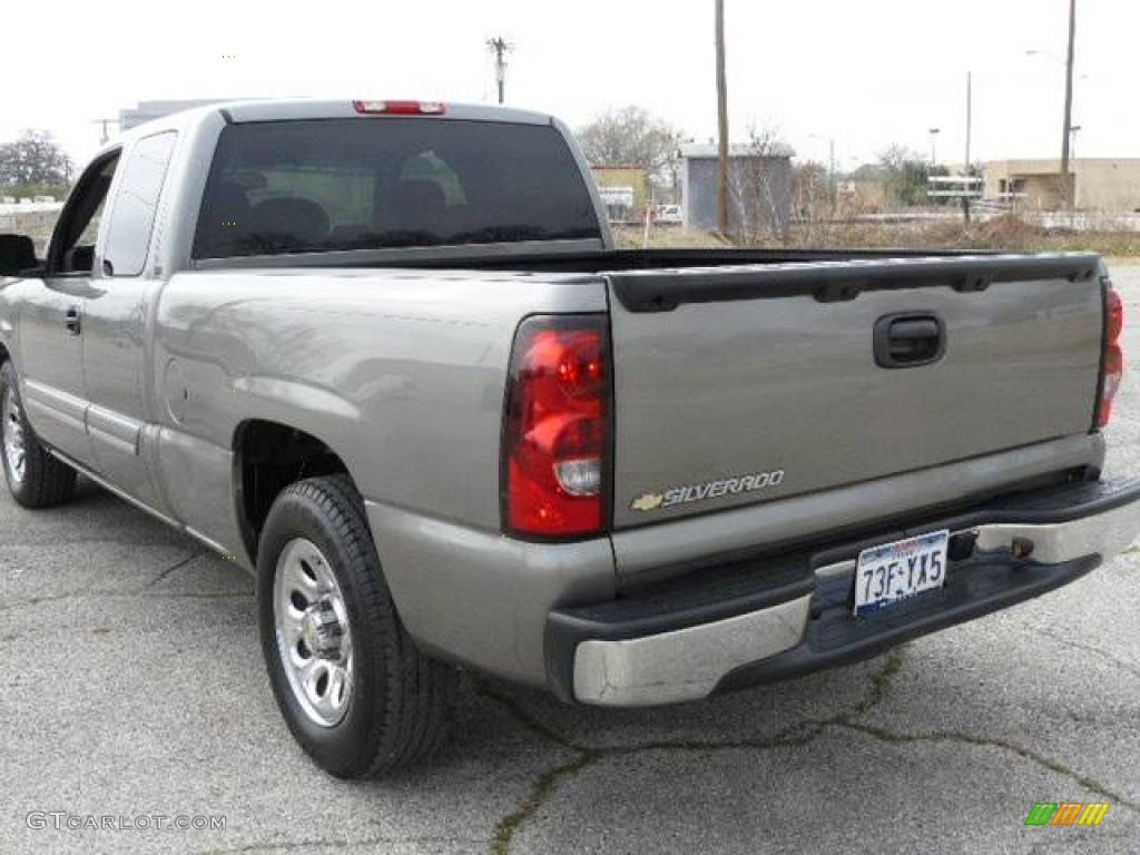 2007 Silverado 1500 Classic LT Extended Cab - Graystone Metallic / Dark Charcoal photo #6