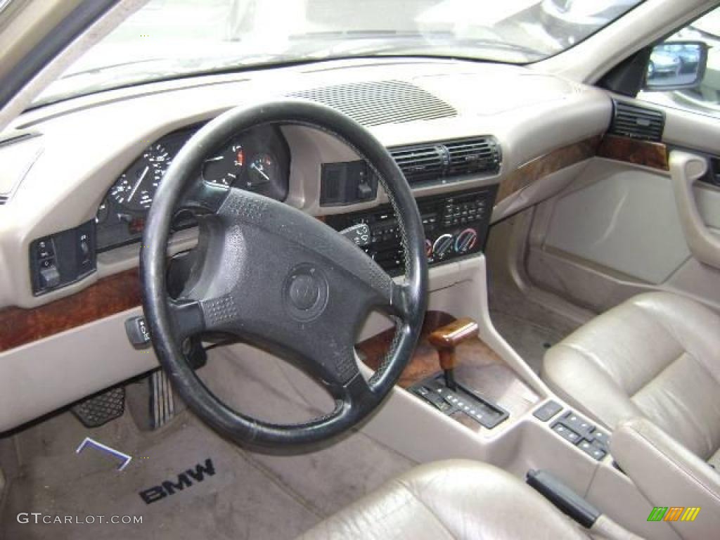 1994 5 Series 530i Sedan - Cashmere Beige Metallic / Beige photo #5