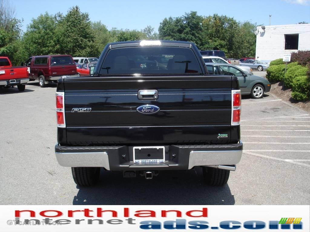 2010 F150 XLT SuperCrew 4x4 - Tuxedo Black / Medium Stone photo #7