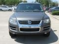 Alaska Grey Metallic - Touareg 2 VR6 Photo No. 13