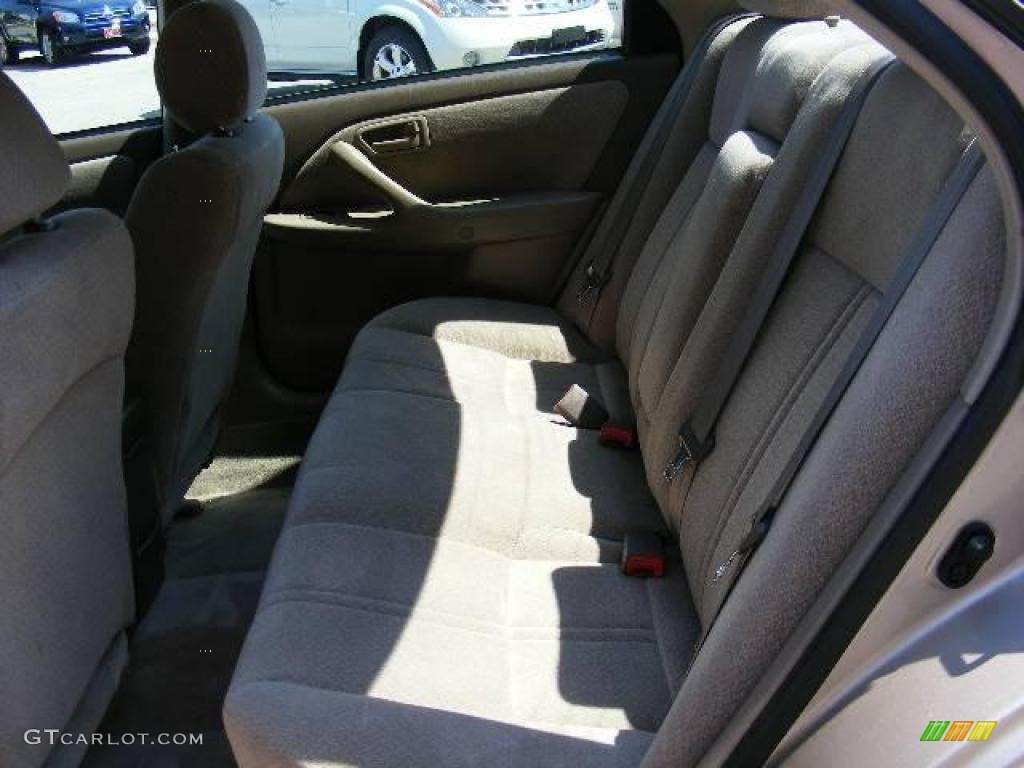 2000 Camry LE - Cashmere Beige Metallic / Oak photo #11