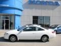 White Diamond Pearl - Solara SE Coupe Photo No. 3
