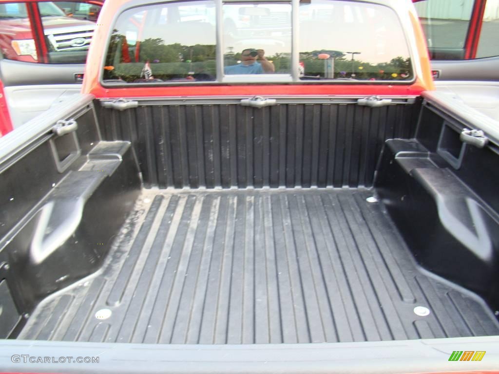 2007 Tacoma V6 SR5 PreRunner Double Cab - Radiant Red / Graphite Gray photo #10