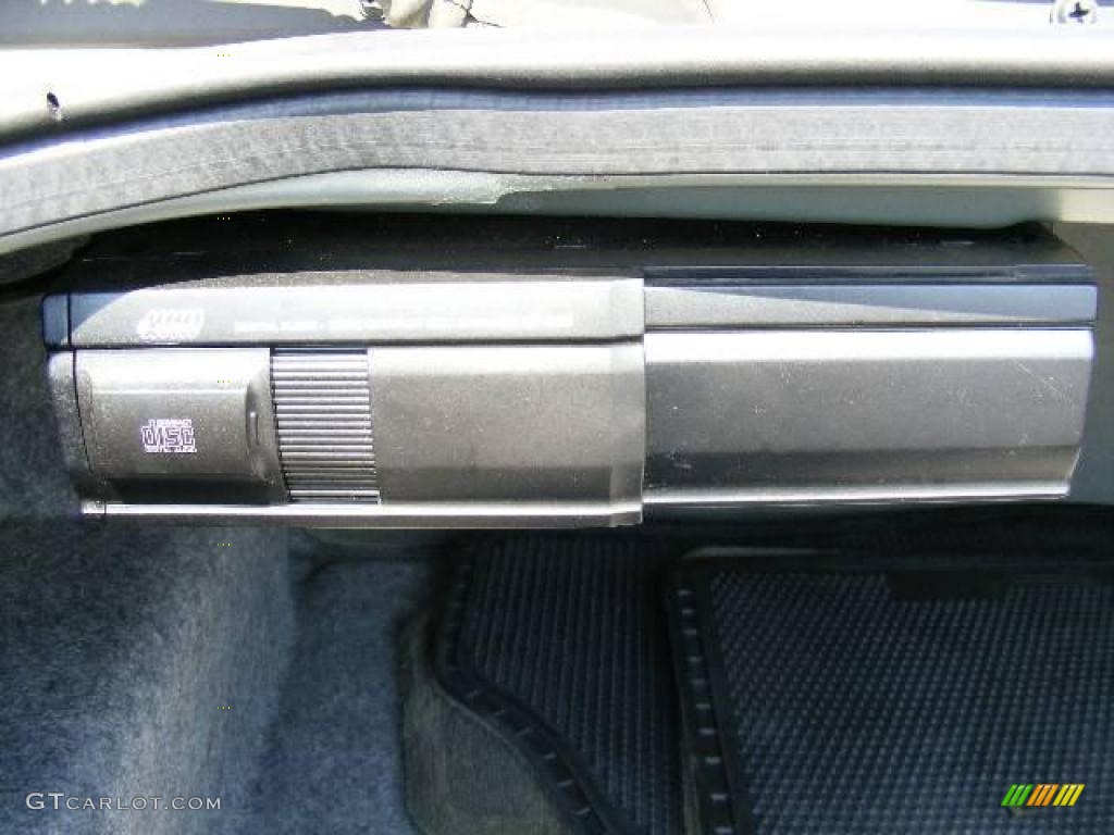 2000 Cirrus LX - Bright Silver Metallic / Silver Fern photo #25
