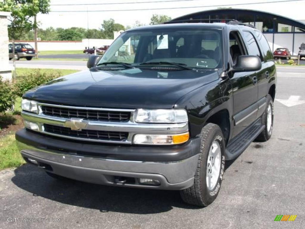 2004 Tahoe LS 4x4 - Black / Tan/Neutral photo #2