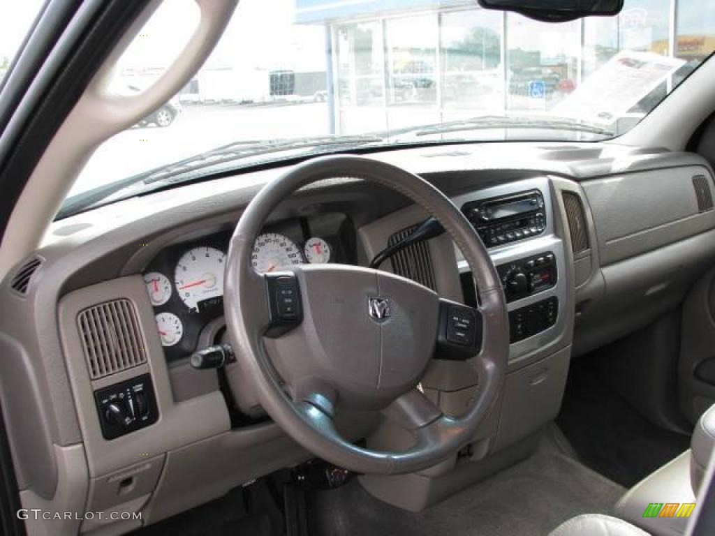 2004 Ram 1500 Laramie Quad Cab 4x4 - Deep Molten Red Pearl / Dark Slate Gray photo #11