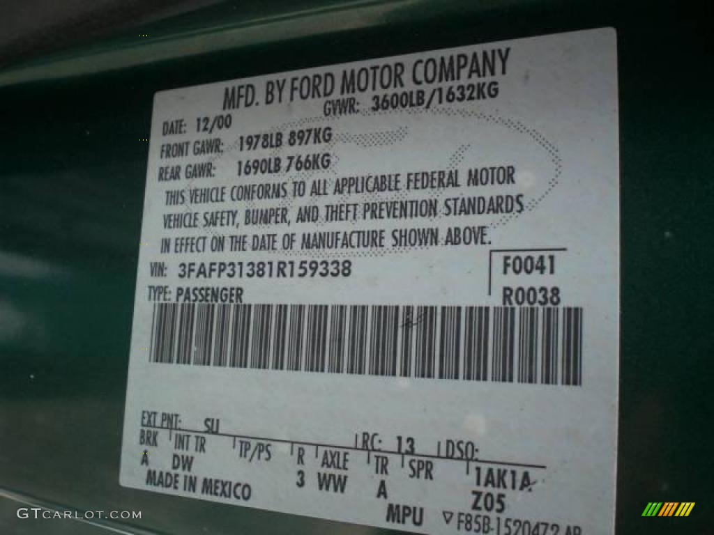 2001 Focus ZX3 Coupe - Rainforest Green Metallic / Medium Graphite Grey photo #17