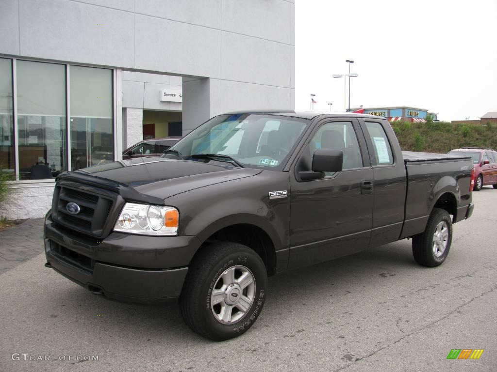2005 F150 STX SuperCab 4x4 - Dark Stone Metallic / Medium Flint Grey photo #2