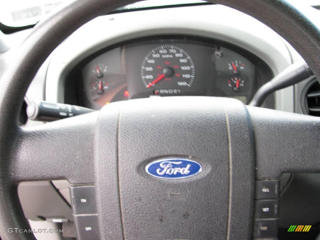 2005 F150 STX SuperCab 4x4 - Dark Stone Metallic / Medium Flint Grey photo #18