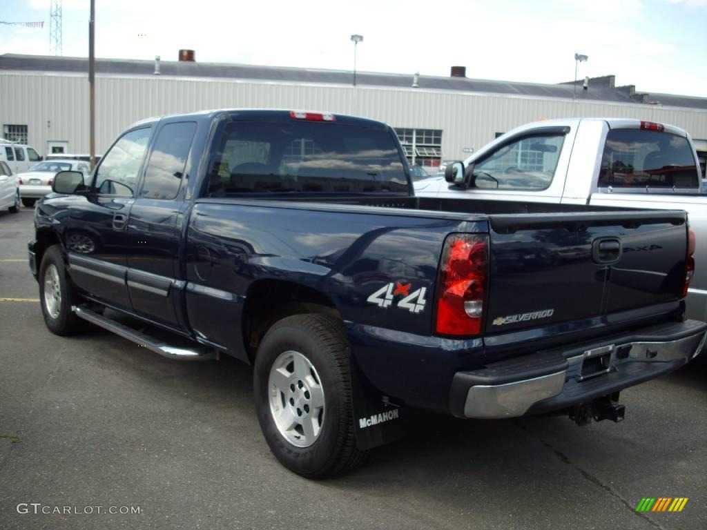 2007 Silverado 1500 Classic LT Extended Cab 4x4 - Dark Blue Metallic / Dark Charcoal photo #3