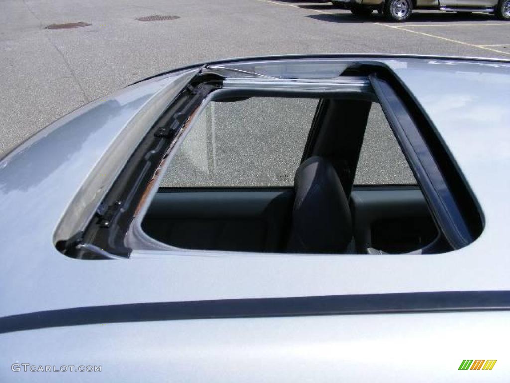 2004 Elantra GT Hatchback - Sterling Silver / Dark Gray photo #20