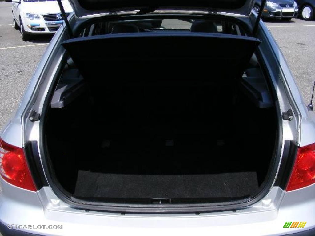 2004 Elantra GT Hatchback - Sterling Silver / Dark Gray photo #21