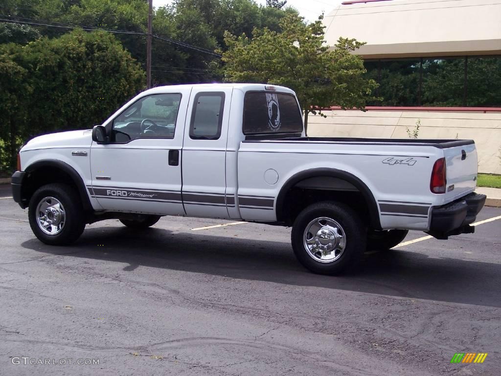 2006 F250 Super Duty XL SuperCab 4x4 - Oxford White / Medium Flint photo #7