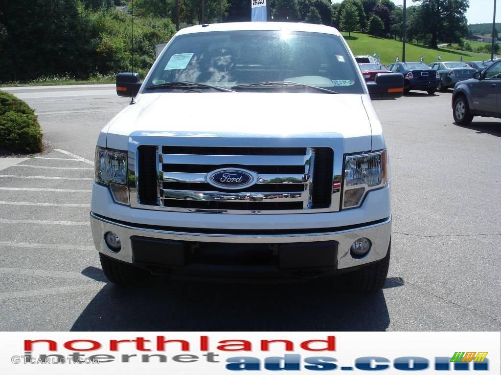 2010 F150 XLT SuperCab 4x4 - Oxford White / Medium Stone photo #3