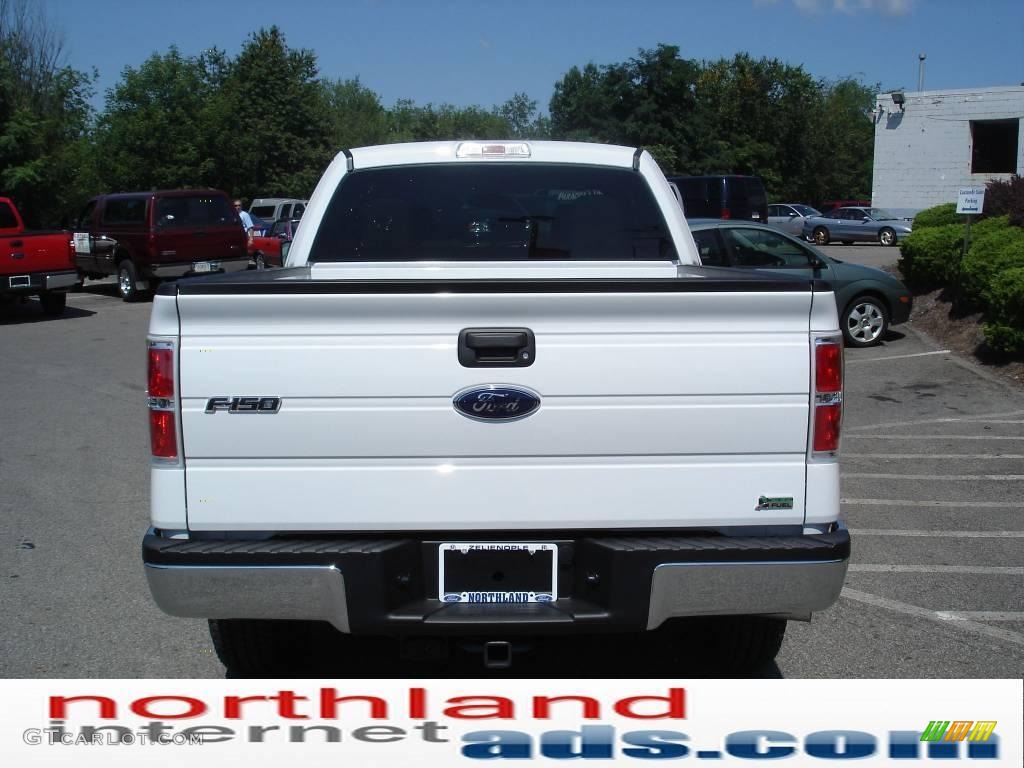 2010 F150 XLT SuperCab 4x4 - Oxford White / Medium Stone photo #7