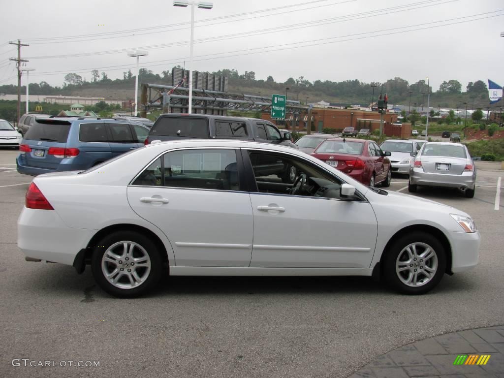 2007 Accord EX-L Sedan - Taffeta White / Ivory photo #7
