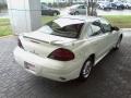 2005 Summit White Pontiac Grand Am SE Sedan  photo #16