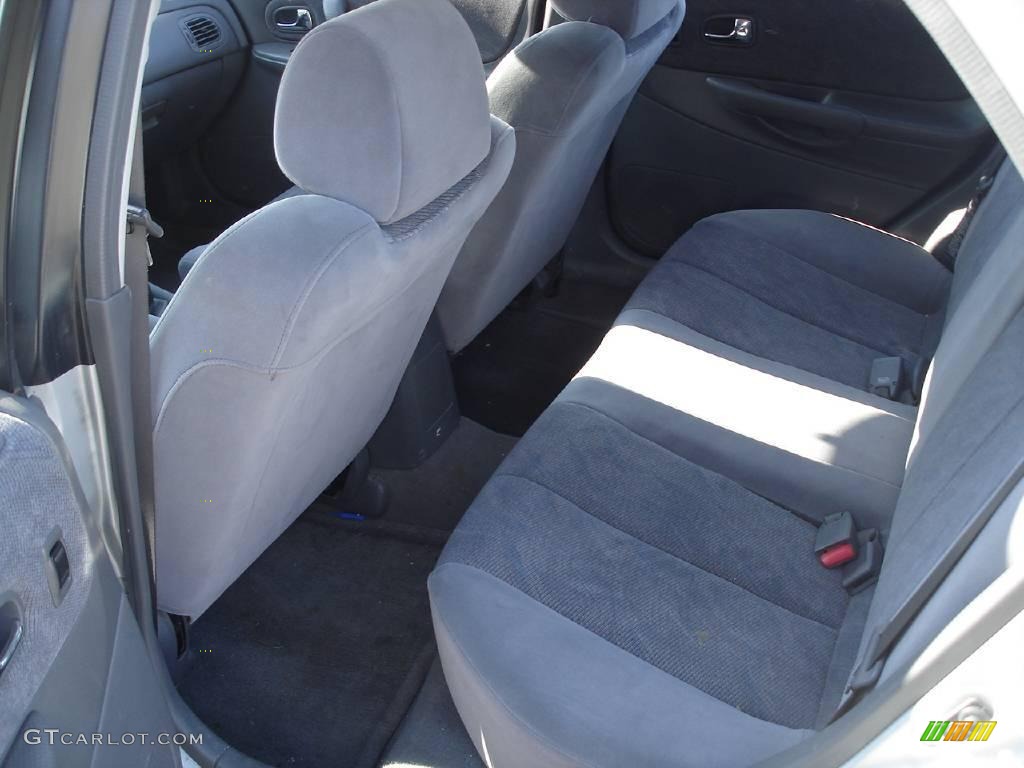 2000 Protege ES - Highlight Silver Metallic / Gray photo #8