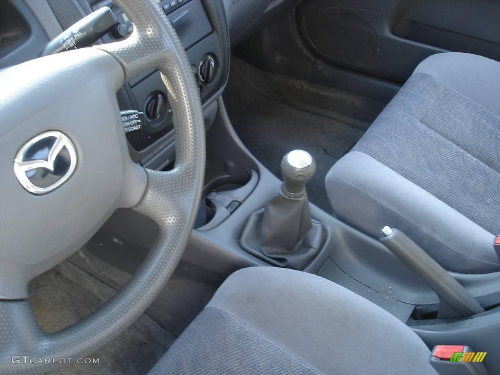 2000 Protege ES - Highlight Silver Metallic / Gray photo #13