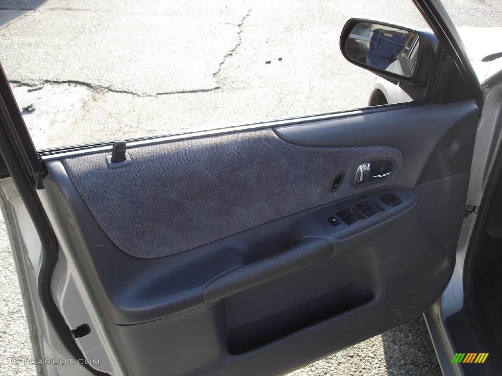 2000 Protege ES - Highlight Silver Metallic / Gray photo #14