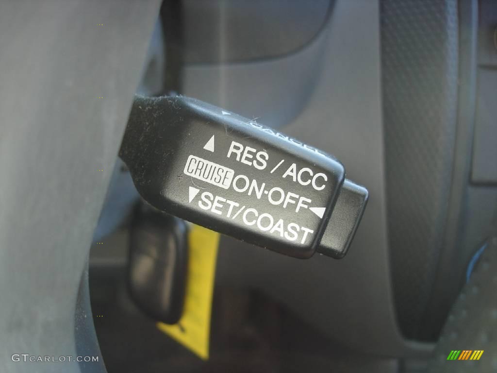 2000 Protege ES - Highlight Silver Metallic / Gray photo #17