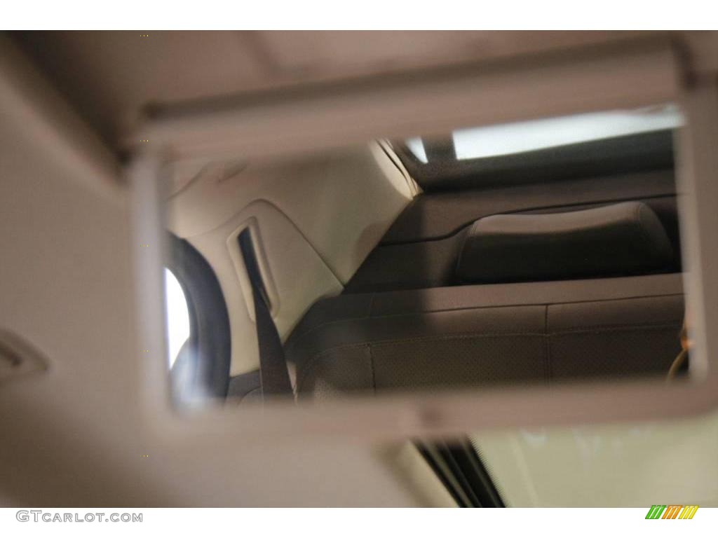 2008 S 550 Sedan - Black / Black photo #32