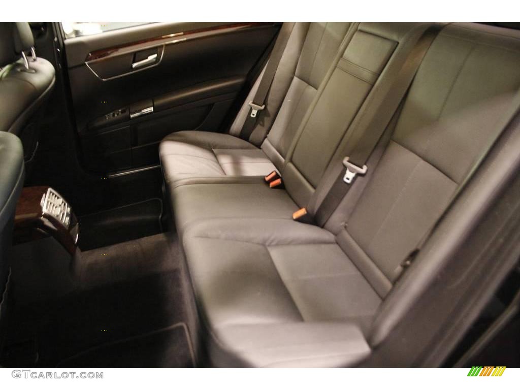 2008 S 550 Sedan - Black / Black photo #42