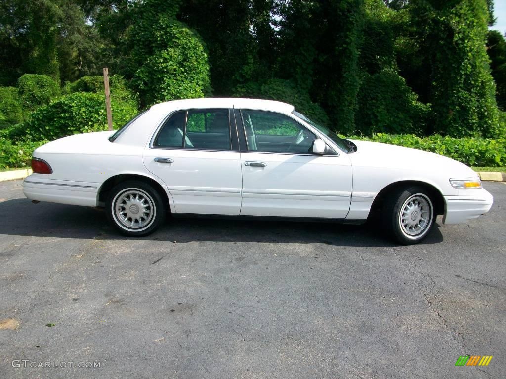 1997 Grand Marquis LS - Vibrant White / Light Graphite photo #2