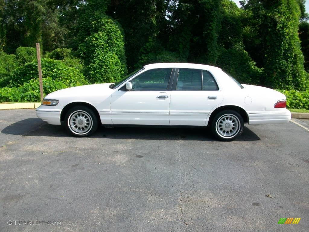 1997 Grand Marquis LS - Vibrant White / Light Graphite photo #6