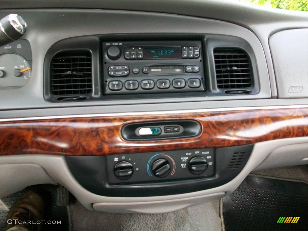 1997 Grand Marquis LS - Vibrant White / Light Graphite photo #16