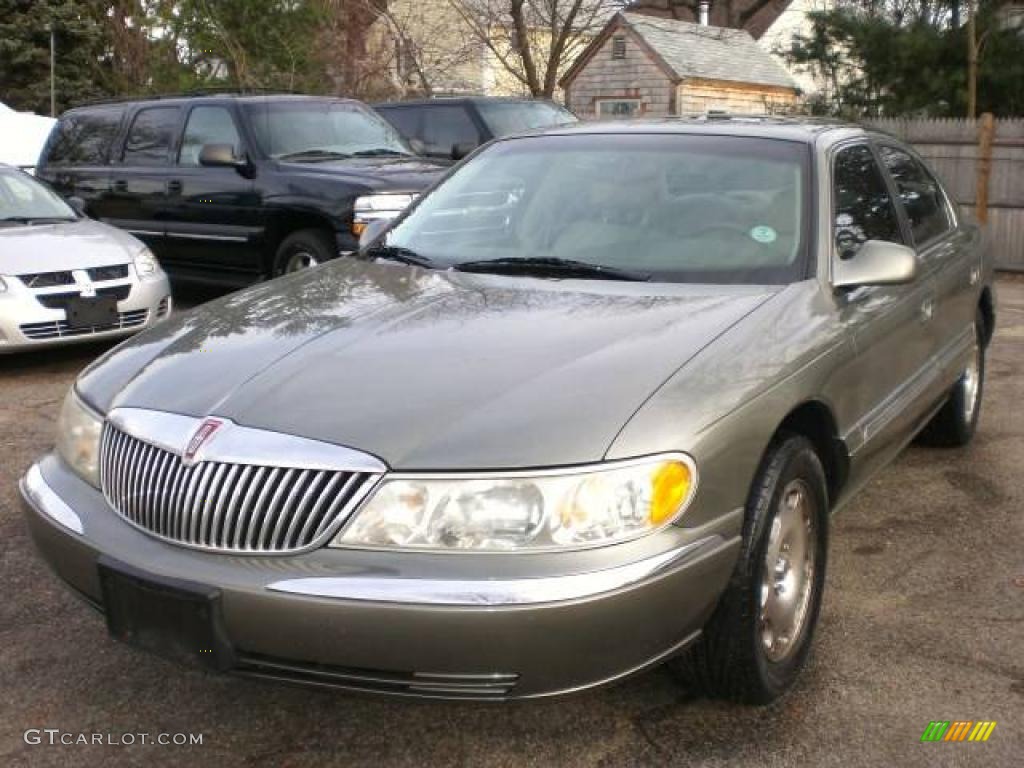 2000 Continental  - Spruce Green Metallic / Light Parchment/Medium Parchment photo #52