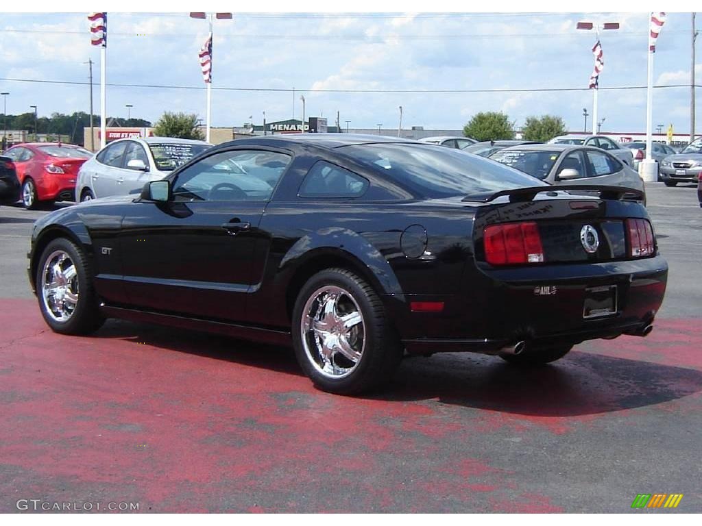 2007 Mustang GT Premium Coupe - Black / Dark Charcoal photo #3