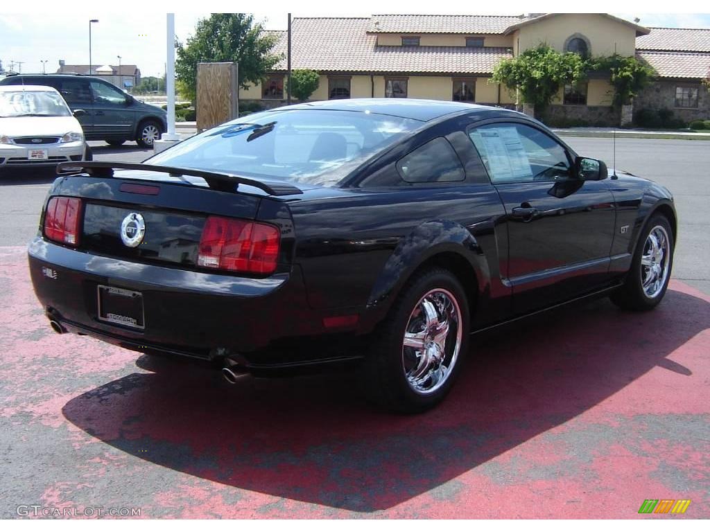 2007 Mustang GT Premium Coupe - Black / Dark Charcoal photo #5