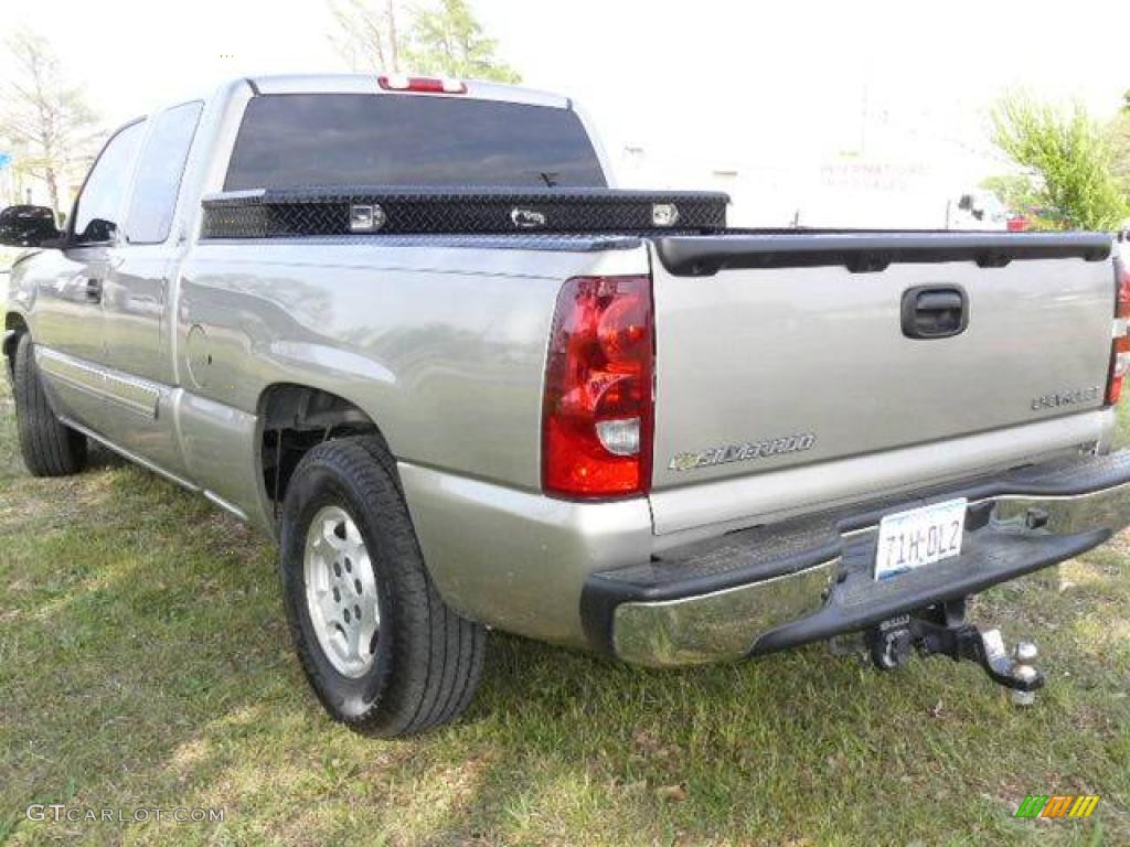 2003 Silverado 1500 LS Extended Cab - Light Pewter Metallic / Medium Gray photo #6