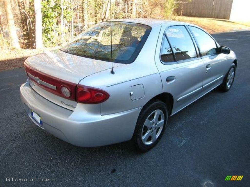 2003 Cavalier LS Sedan - Ultra Silver Metallic / Graphite Gray photo #4