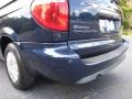 2006 Midnight Blue Pearl Chrysler Town & Country LX  photo #17