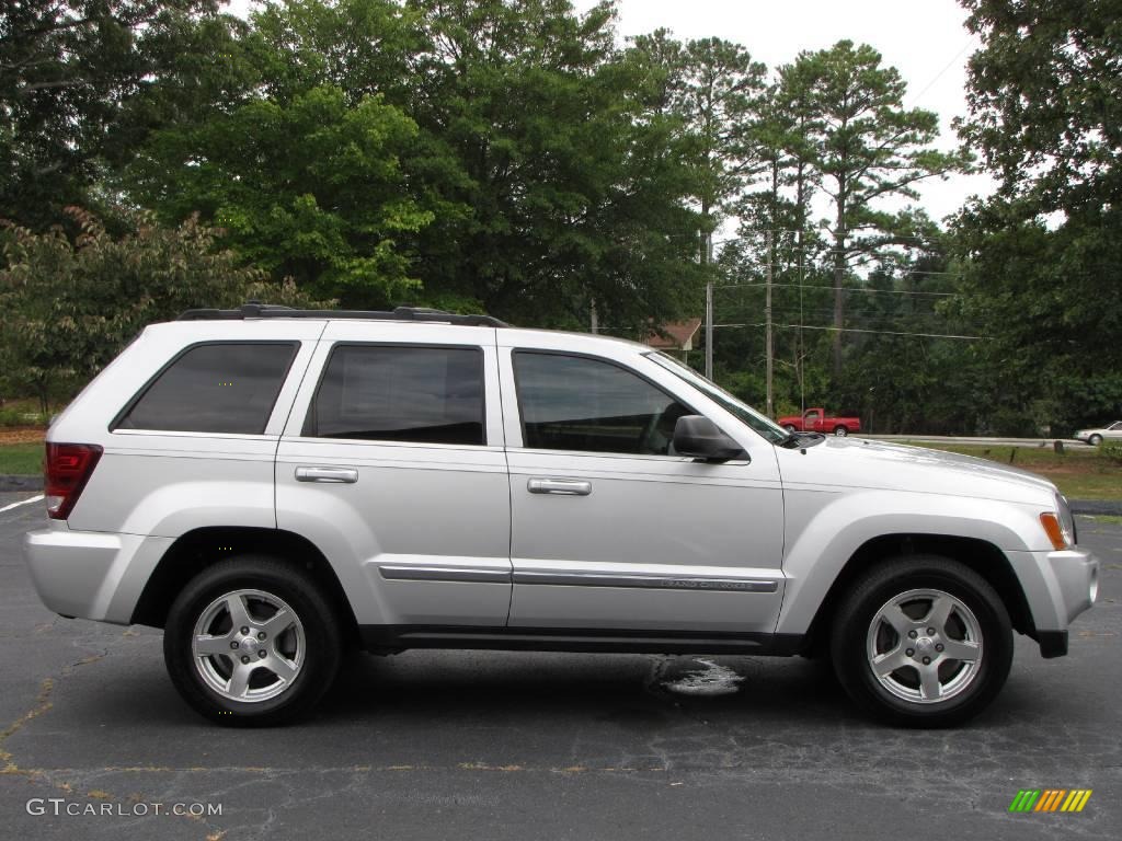2005 Grand Cherokee Limited - Bright Silver Metallic / Dark Khaki/Light Graystone photo #11