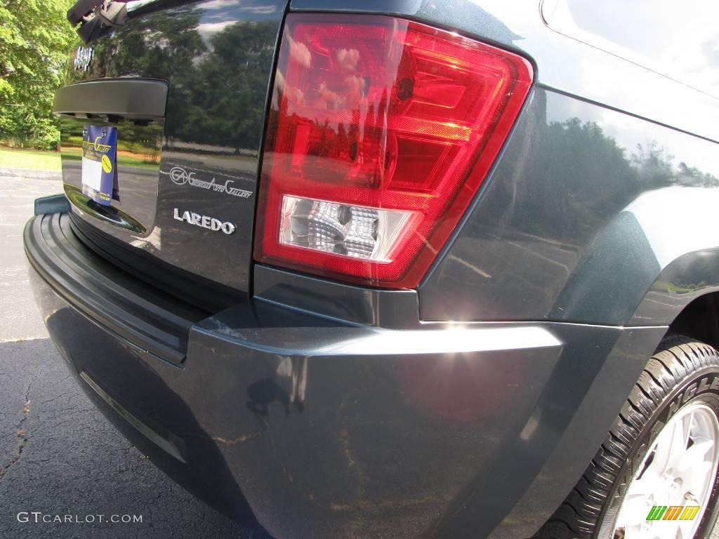 2005 Grand Cherokee Laredo - Deep Beryl Green Pearl / Khaki photo #22