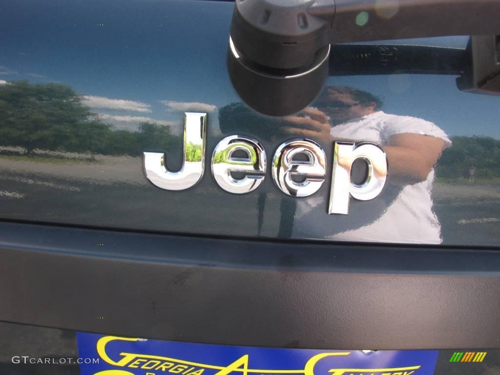 2005 Grand Cherokee Laredo - Deep Beryl Green Pearl / Khaki photo #27
