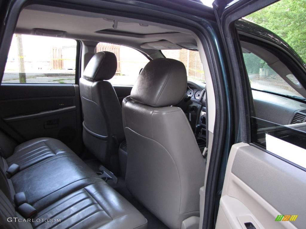 2005 Grand Cherokee Laredo - Deep Beryl Green Pearl / Khaki photo #35